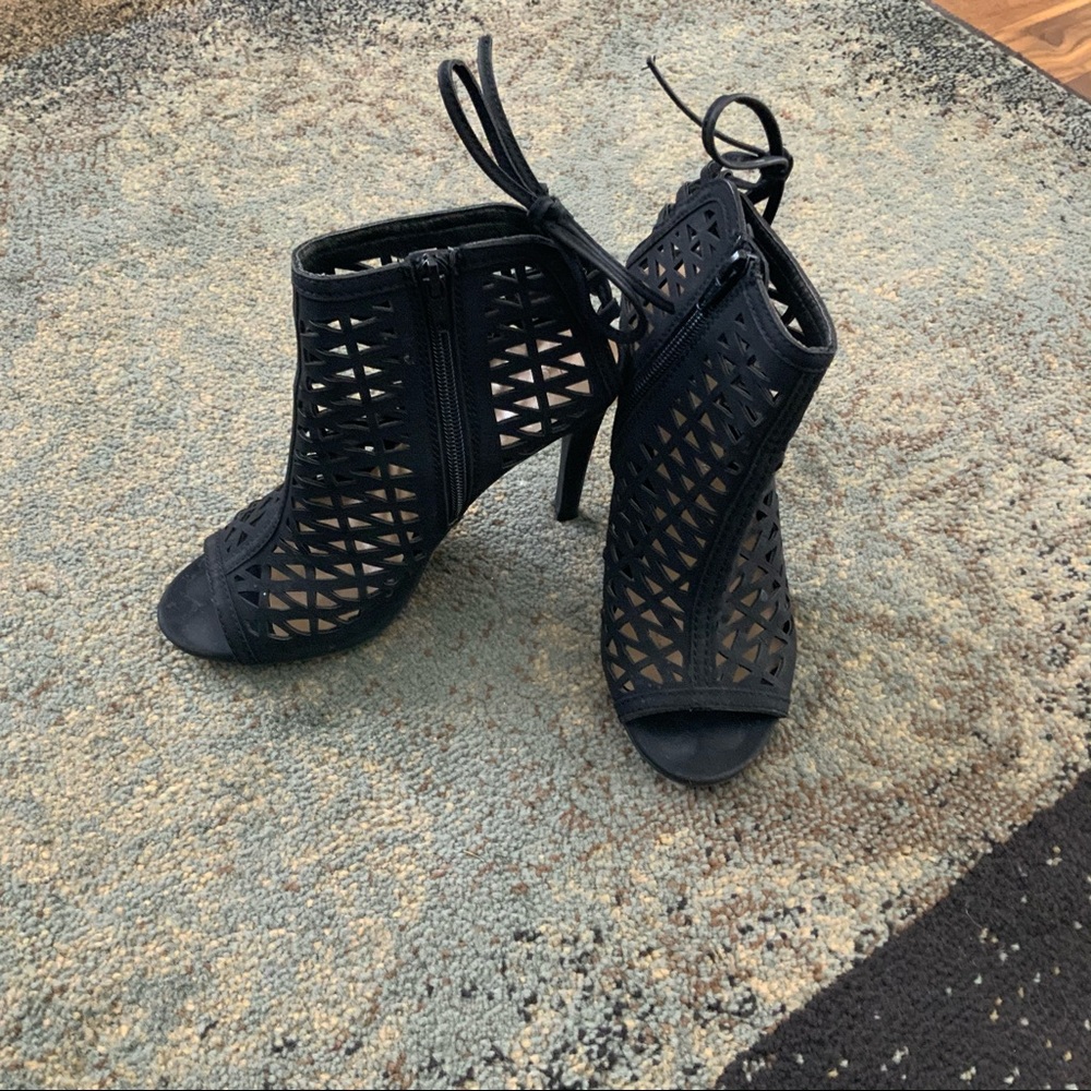 Heeled sandals